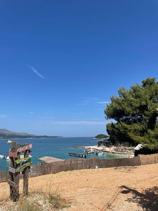 Luxury Seaside House With 2 Bathrooms Ksamil Dış mekan fotoğraf